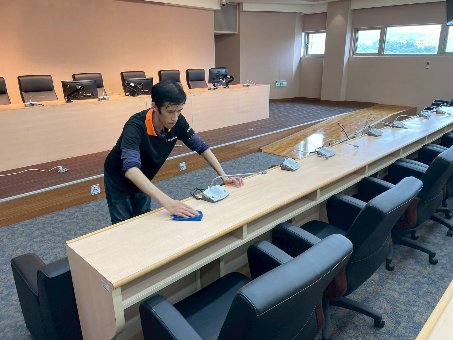 辦公大樓、校舍清潔-封面圖